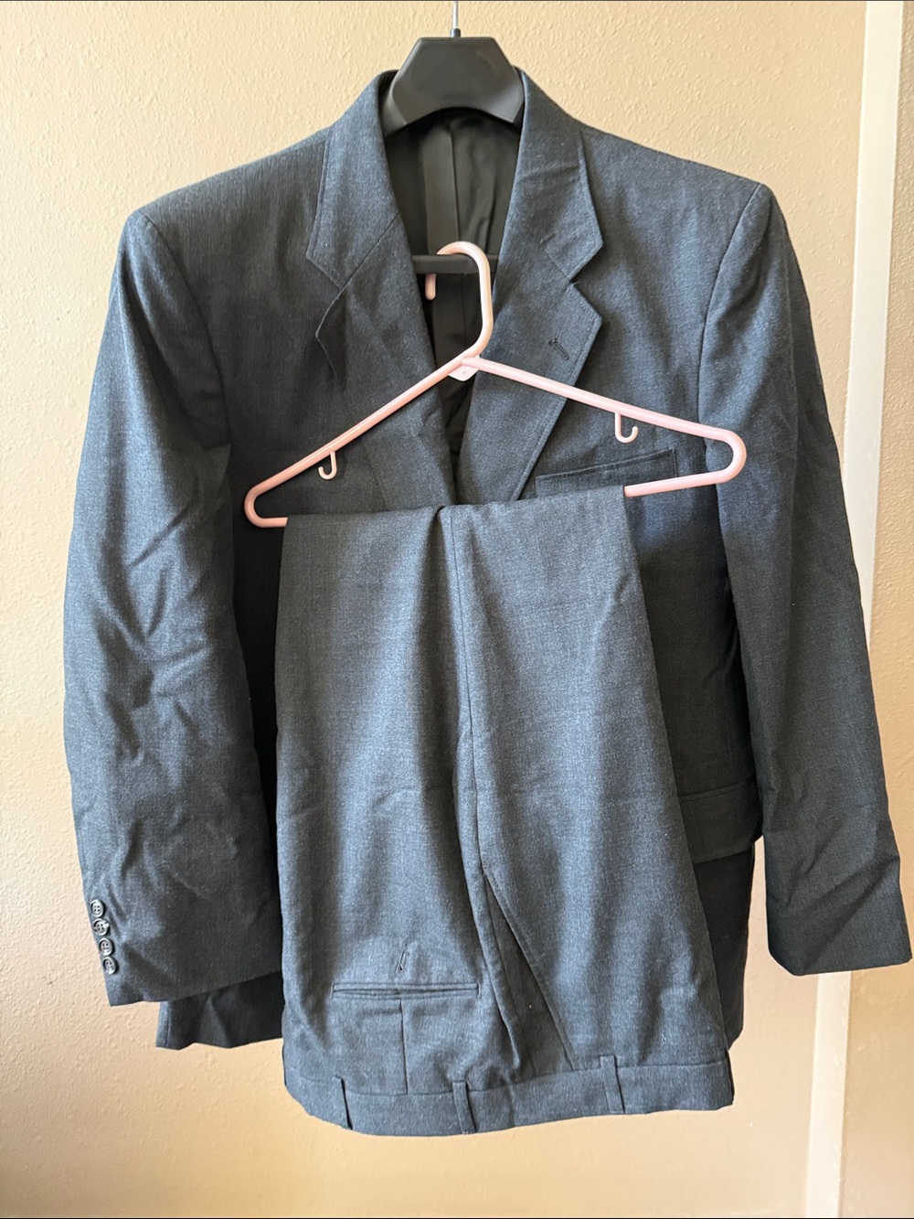 Men's Charcoal Two-Piece Suit Jacket & Trousers
